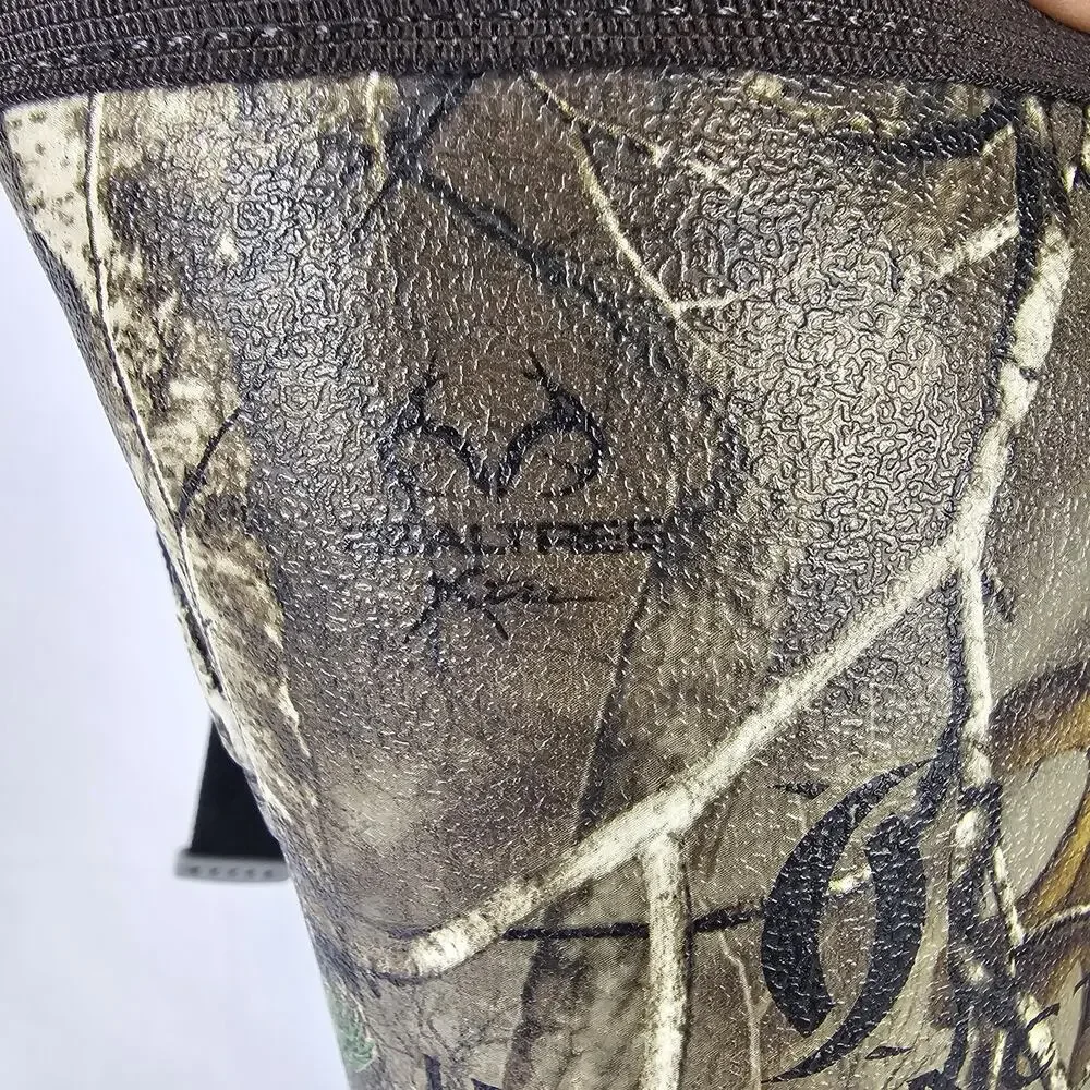 Cabelas Instinct Rubber Hunting Boots Mens 9 M Realtree Camo Waterproof 83234